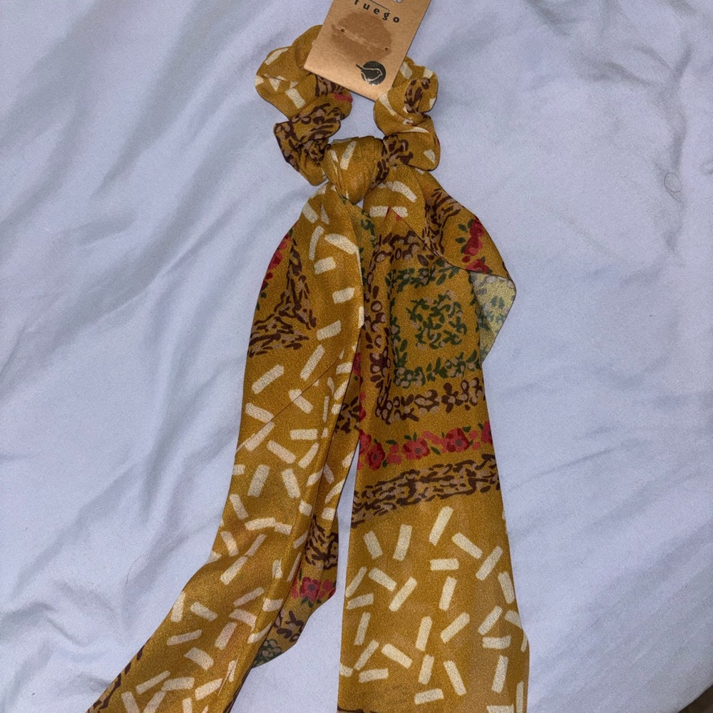 Chic Mustard Patterned Hair scrunchie